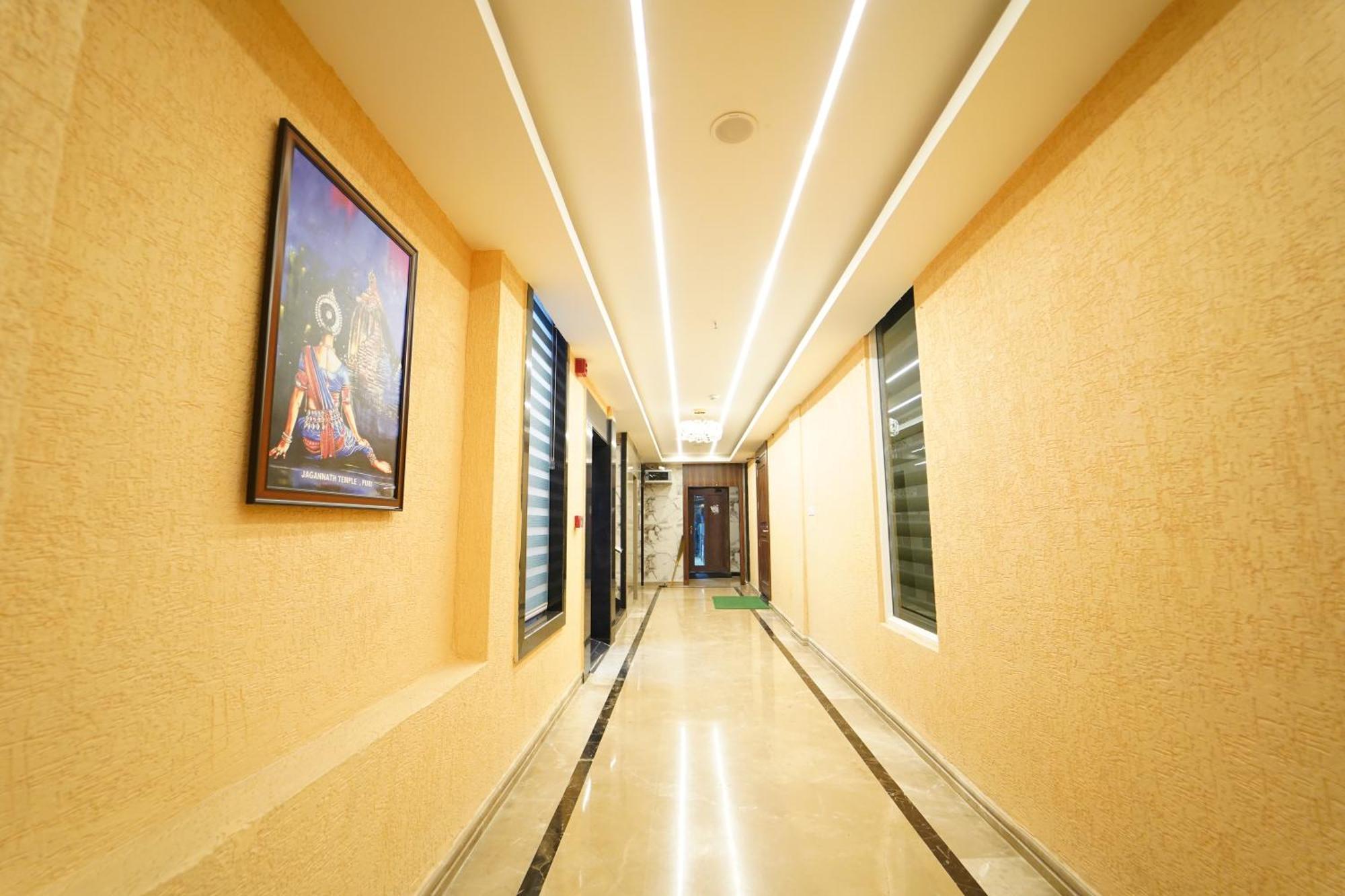 Hotel Ananta Sayana Μπουμπάνεσβαρ Εξωτερικό φωτογραφία