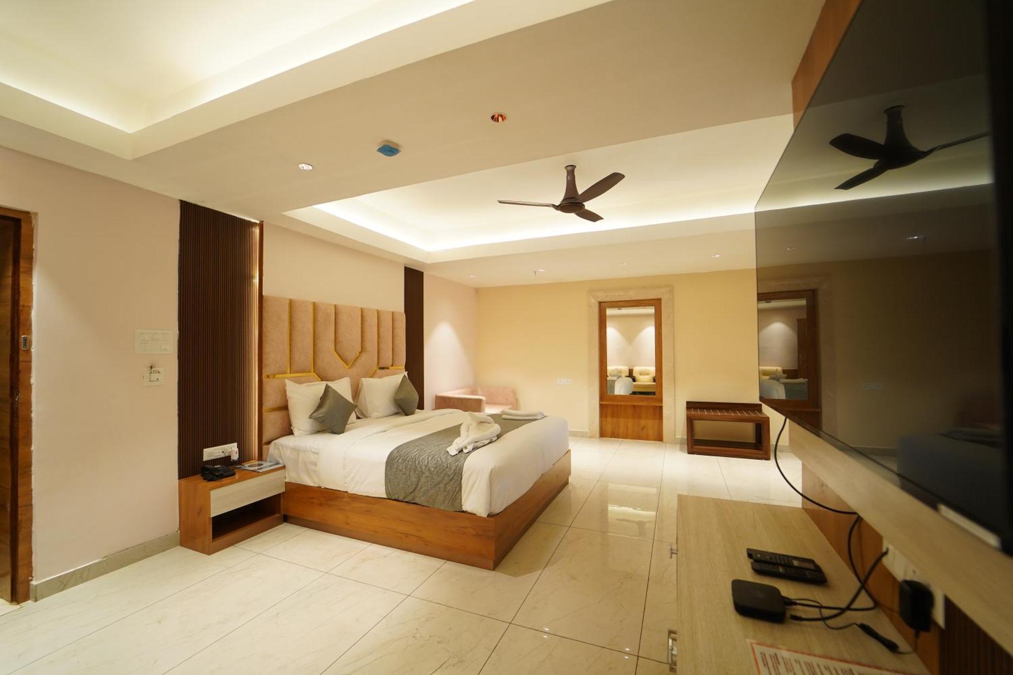 Hotel Ananta Sayana Μπουμπάνεσβαρ Εξωτερικό φωτογραφία