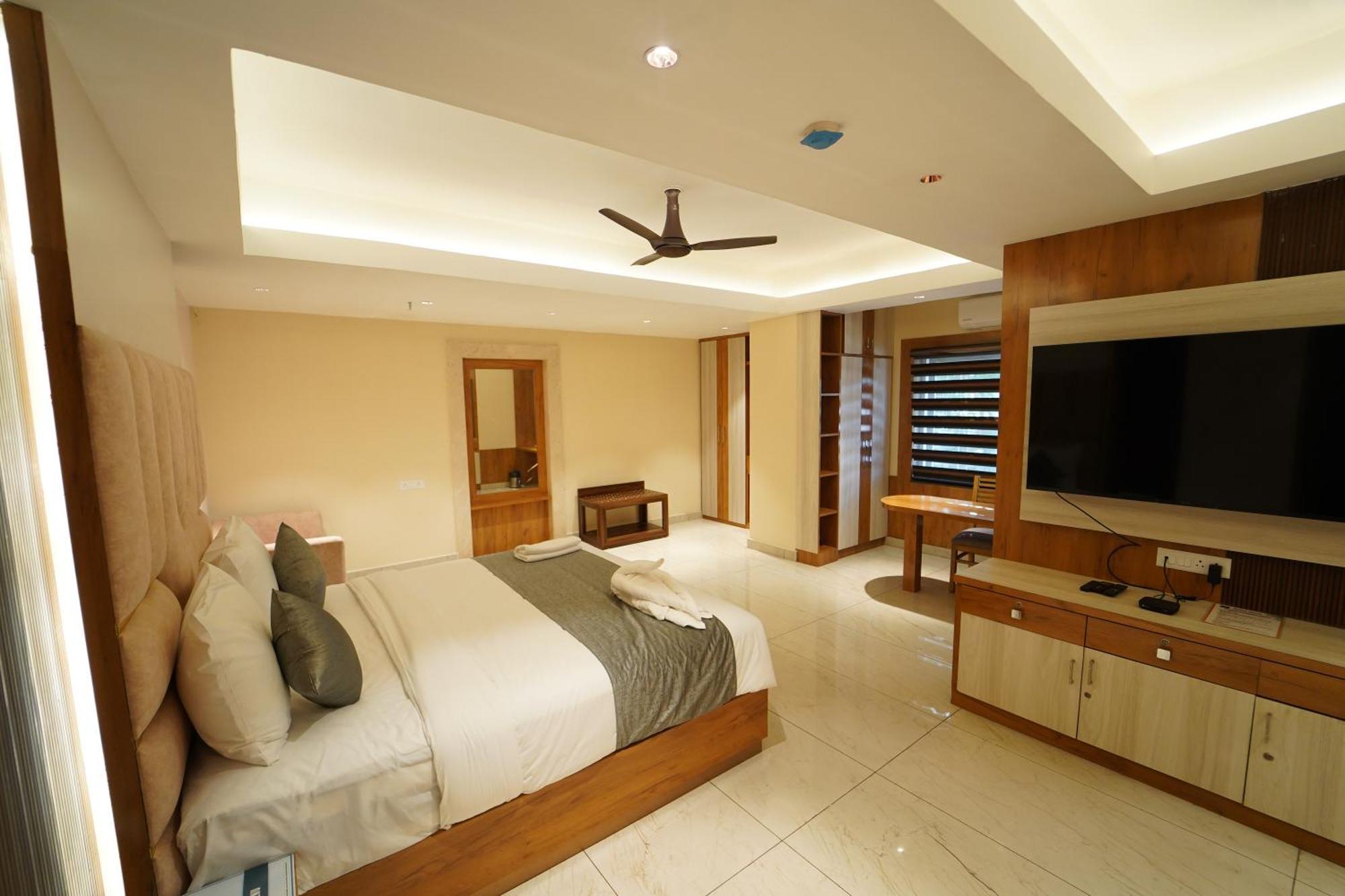 Hotel Ananta Sayana Μπουμπάνεσβαρ Εξωτερικό φωτογραφία